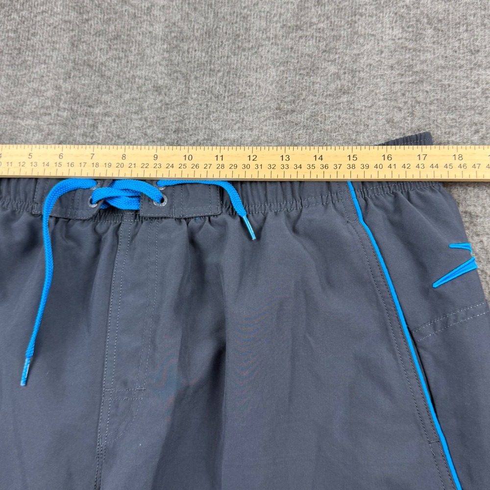 Speedo Swim Trunks Men's Size Medium Gray Blue Cargo Pocket Board Shorts - Picture 5 of 10